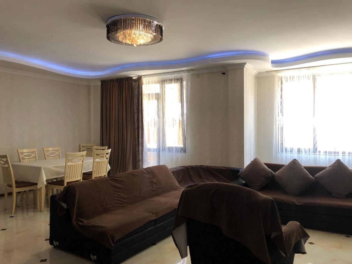 Hotel Palermo コブレチ エクステリア 写真