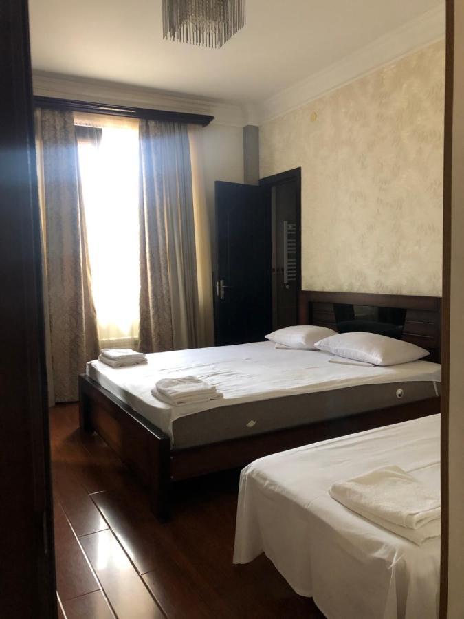 Hotel Palermo コブレチ エクステリア 写真