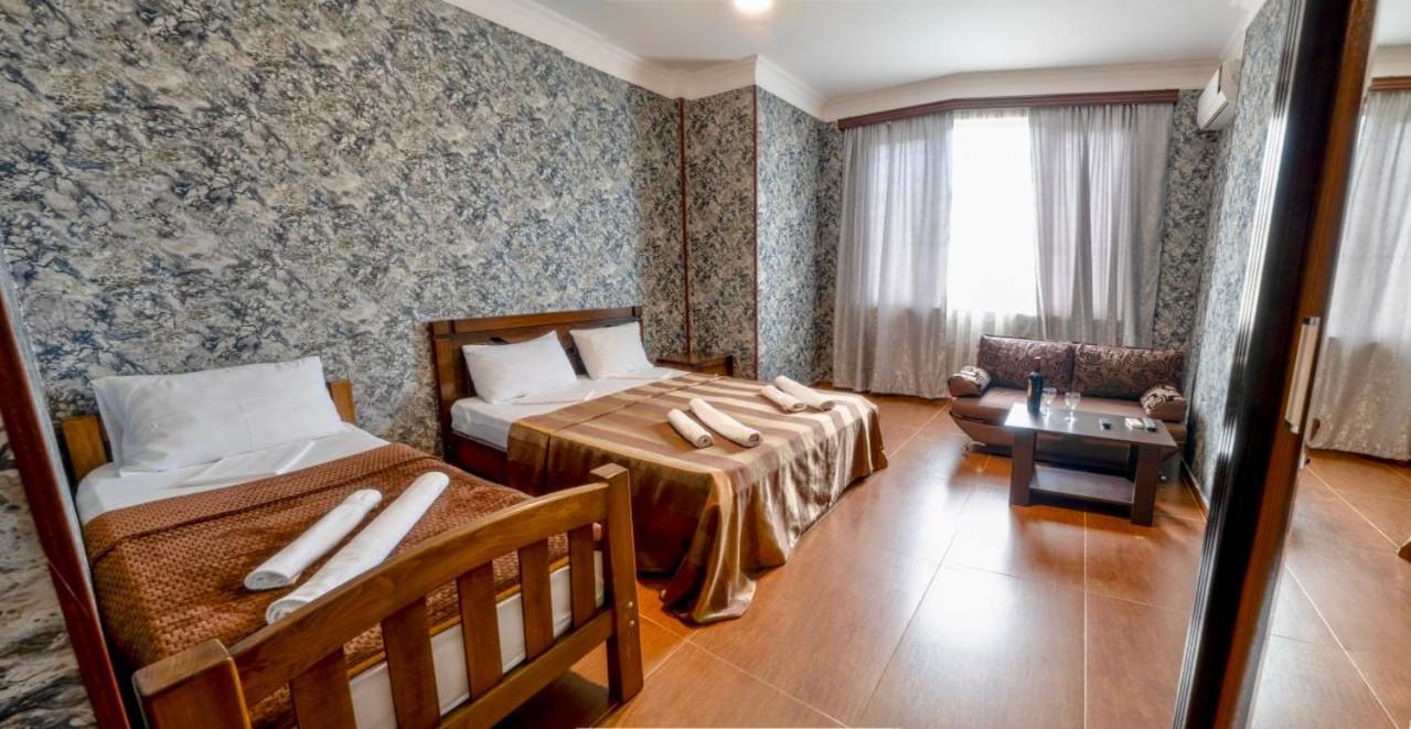 Hotel Palermo コブレチ エクステリア 写真