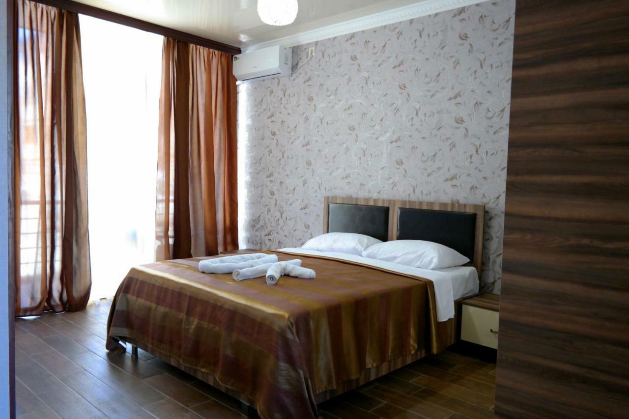 Hotel Palermo コブレチ エクステリア 写真